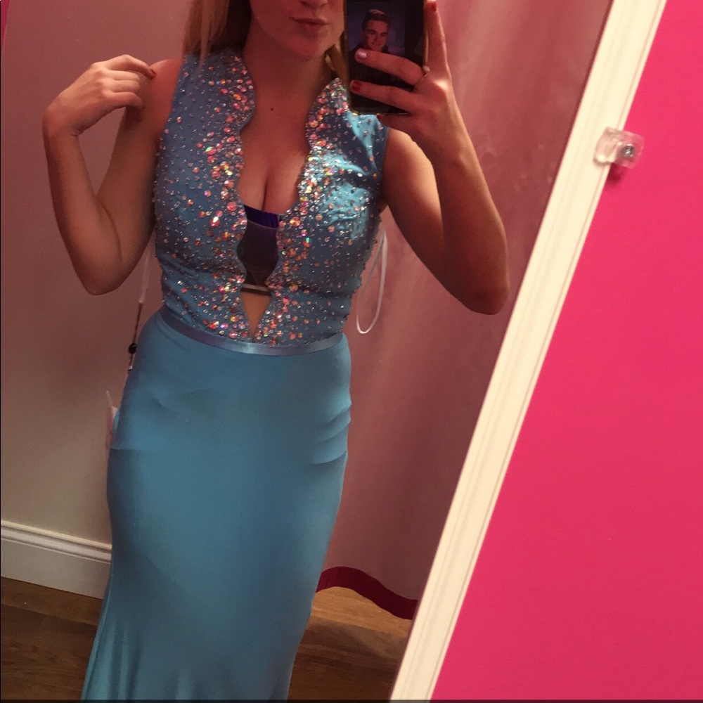 BRAND NEW JOVANI PROM DRESS